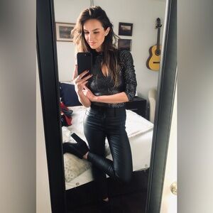 Meet your Posher, Ak